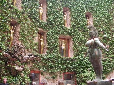 Golden statues