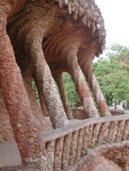 Covered walkway with slanted pillars