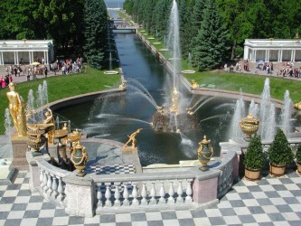 Grand Cascade and Samson Fountain